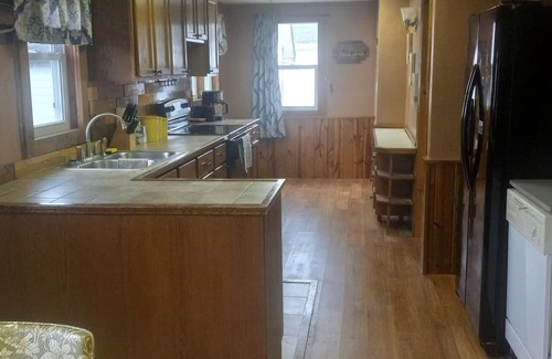 Park Rapids House | Within walking distance of downtown Park Rapids! Family-friendly home with toys.