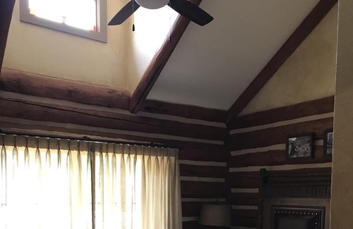 Big Cedars Resort | Wilderness Club @ Big Cedar Resort - 3 bedroom Presidential cabin, hot tub.