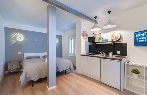 Atocha Apartment | -*Studio City Centre-Atocha-Delicias-WiFi, A/C*-