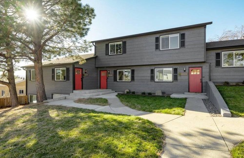 Scenic Heights Apartment | Arvada Haven Bright Apt B With Prime Location