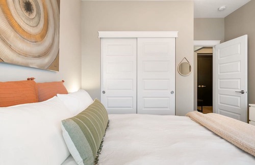Tri-Cities House | Private Guest Suite w/ Private Entrance in Tri-Cities - THE STAY