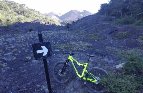 Melipeuco Cabin | Hermosas Cabañas con Tinaja a 2 km del Volcán Sollipulli