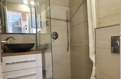 Saint-Aygulf Apartment | Charming vacation cocoon with lovely balcony