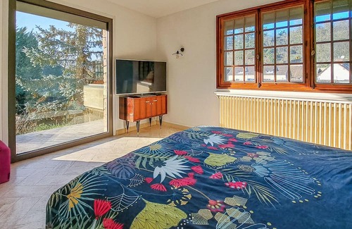 Nonancourt House | Look forward to a wonderful time in this comfortable vacation home.