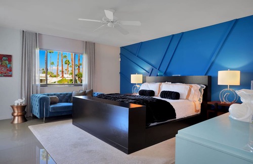 Indian Canyon House | Swanky Mid-Century Modern in South Palm Springs