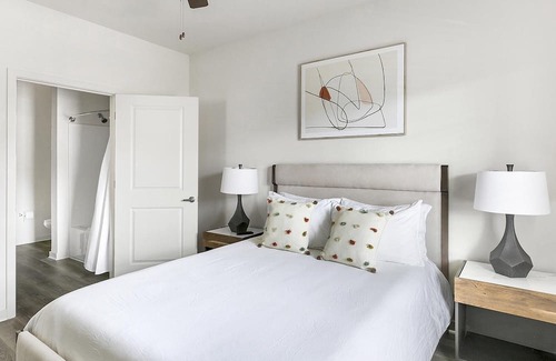 Fort Worth Apartment | Modern Apartment in Prime Location (ID1401X788)