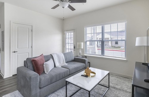 Fort Worth Apartment | Modern Apartment in Prime Location (ID1401X788)