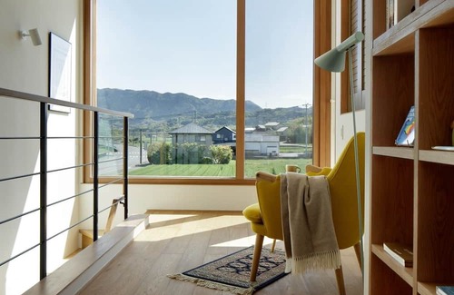 Nakatsu House | Spend a moment in the countryside forgetting about / Nakatsu Ōita