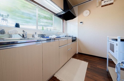 Kanagawa House | Surrounded by IKEA and MUJI Red Brick easy a - Rhouse 2nd / Yokohama Kanagawa