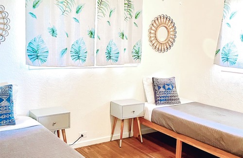Punaluu House | >NEW< Seaside Sanctuary ~ Beach Access, Views, A/C