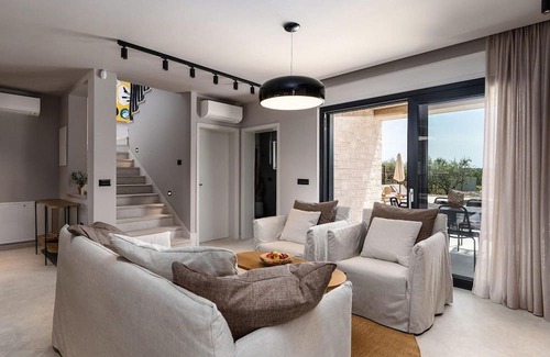 Kadumi House | Villa San Vincenti newly built holiday home with pool and wellness not far from the town of Porec an