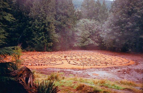 Bowen Island Cabin | 38 Acres of Rainforest! Charming Group Cabin on Tranquil Xenia Retreat Centre