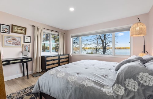 Nisswa House | Lakefront Retreat w/ Hot Tub