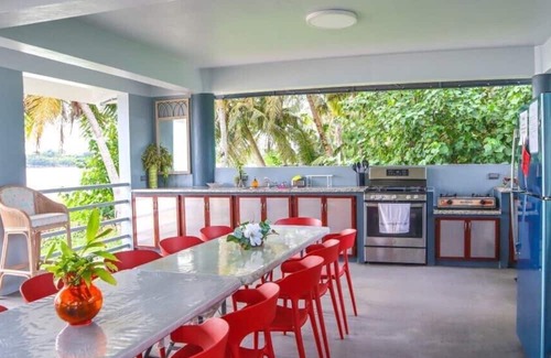 Tamuning Apartment | Beachfront Studio - Unit 206 Ocean Villa