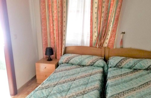 Sotillo de la Adrada House | Homerez - House for 11 ppl. with shared pool and garden at Sotillo de la Adrada