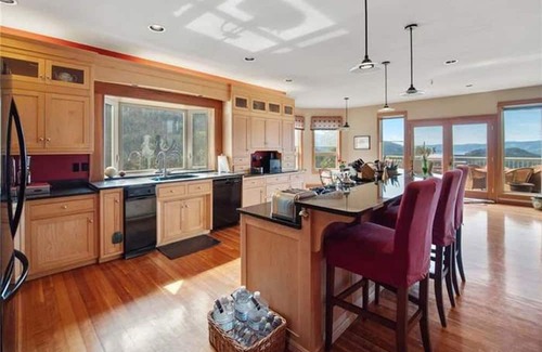 Kettle Falls House | River/Mountain View House Mother in law Suite #4