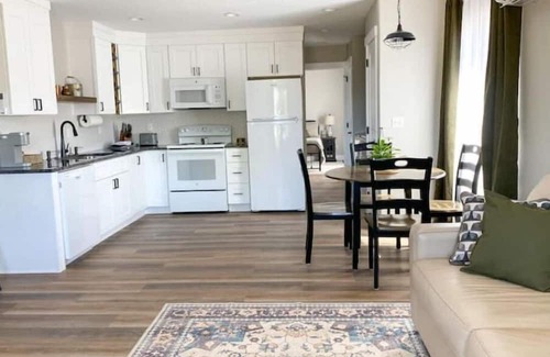 Hurricane Apartment | Lazy B Bungalow of Zion East+West