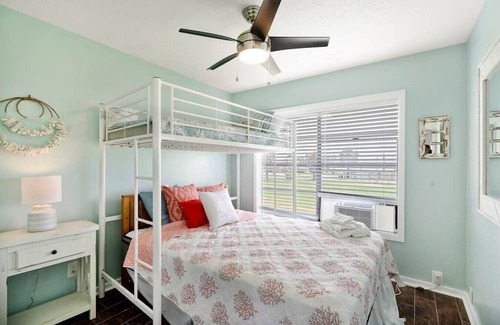 Surfside Beach House | The Surf Shack|BeachBox|Large Deck|Steps from Sand