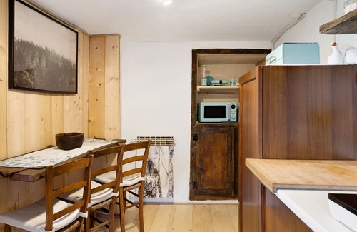 Venasca Ski Chalet | Chalet "Betulla" with Mountain View, Balcony & Wi-Fi