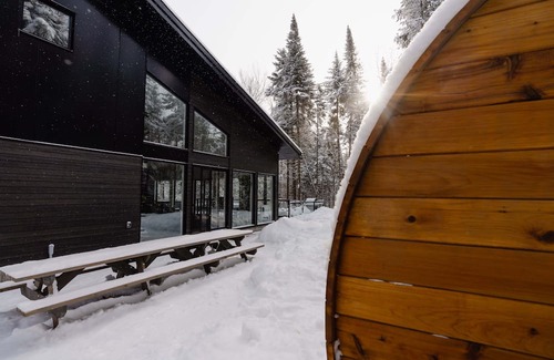 Morin Heights Villa | Le Zen House 4 ︱Pool , Spa et Sauna,
