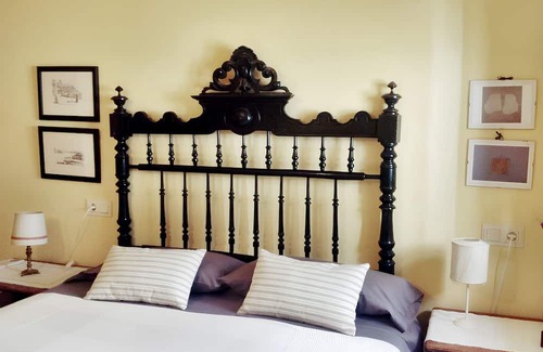 Perelada Apartment | Homerez - Nice apartement for 4 ppl. with balcony at Peralada