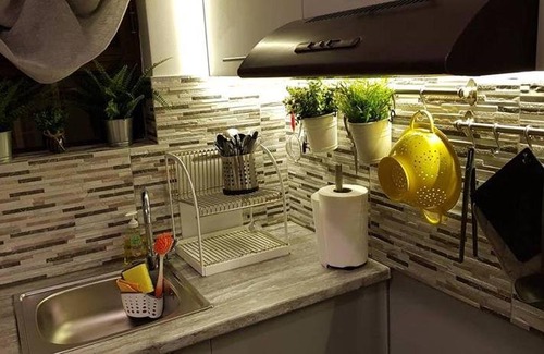 Aigaleo Apartment | 'Golden Aurora' Apartment With Elegant Style