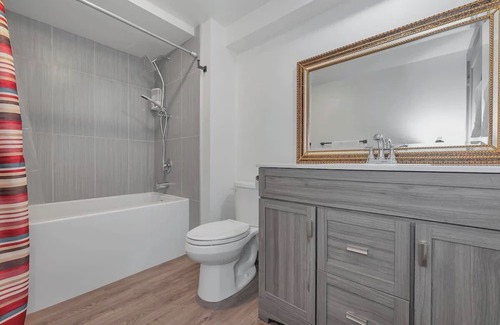 Saanich West Apartment | Hidden Oasis, Victoria, BC 2bdrm Suite
