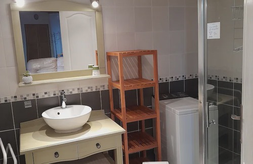 Rochepaule House | Charming gîte for 7 people, near lake and river