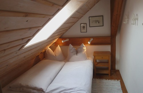 Leutenbach Apartment | Stylish apartment III on Franconian fruit and Brennereihof