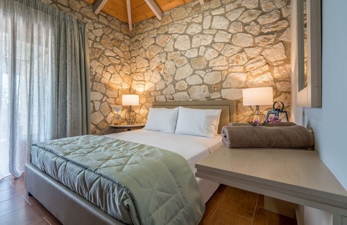Ano Volimes Villa | Villa Tramonto with Private Heated Pool, by ZanteWize
