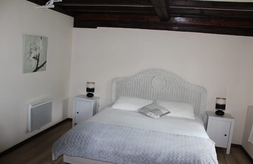 Guerquesalles Cottage | Les Bambous – House for a minimum of 8-9 people
