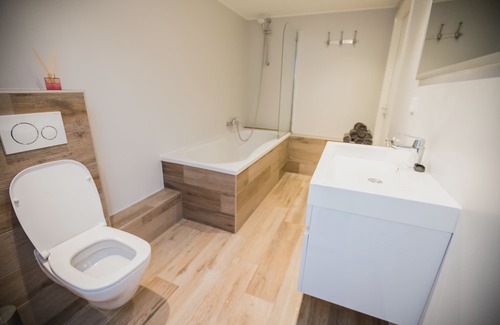't Hart Apartment | Private Guesthouse with sauna