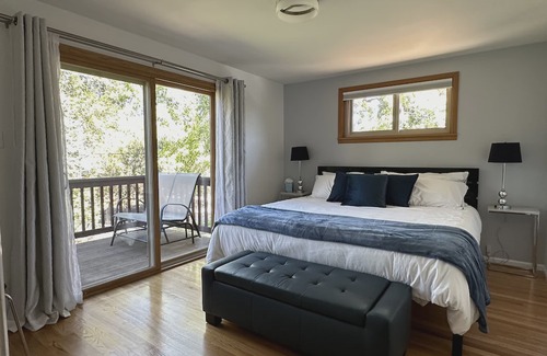 Martin Acres House | Modern SoBo 3-Bd with Office, Views; Near trails, dining, CU and Chautauqua