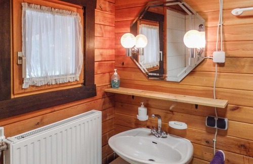 Escherode House | Stunning Home In Staufenberg With Wifi