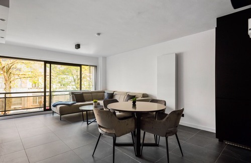 Willebroek Apartment | Modern apartment with garage box and free wifi
