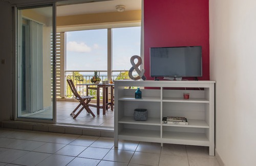 Tartane Apartment | ✅ 45m² T2 Appart'Hotel with its clear ocean view