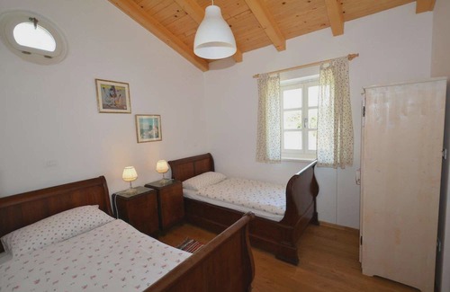 Buici House | Holiday home with pool for 5 persons near Poreč