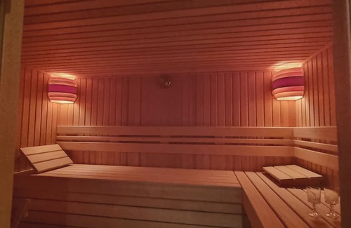 Neerpelt Apartment | super nice apartment with pool and sauna