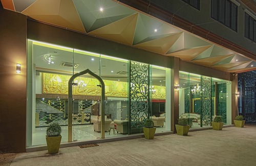 Sisaket Hotel | Gallery Design - SHA Extra Plus