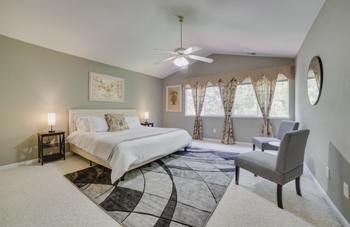 West University House | 1 Mi to Downtown Reno Spacious Home with Deck!