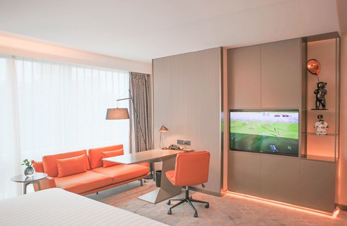 Dapuqiao Hotel | Pullman Shanghai Central - In XinTianDi & Yu Garden Area