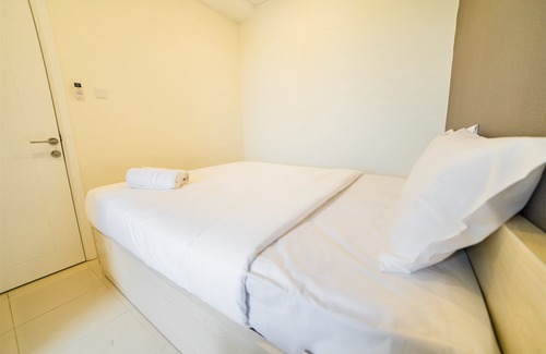 Hegarmanah Apartment | Homey 2BR Apartment at Parahyangan Residence near Parahyangan University By Travelio