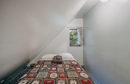 Maple Falls Ski Chalet | Mt Baker Lodging - Cabin 67 - Private 2-story cabin with a private hot tub