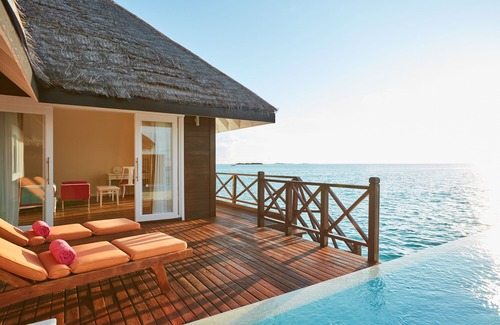 Vilu Reef Resort | Sun Siyam Vilu Reef with Free Transfer