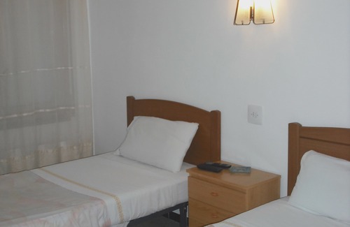 Cassa de la Selva Hostel | Hostal Cassà
