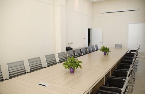 Ganzhou District Hotel | IU Hotel Zhangye High-Speed Railway Station