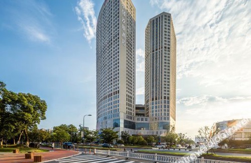 Haining Hotel | Hampton by Hilton, LingPing High Speed Railway Station, Hangzhou
