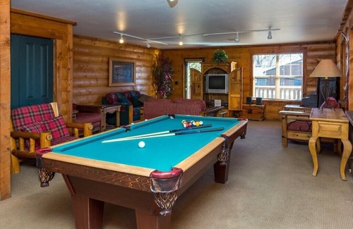 Baseline Sub Apartment | Fully Furnished, All-Inclusive, Flexible Lease Terms!