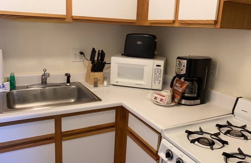 Boulder Apartment | Furnished All Inclusive 1 Bedroom Condo Two Blocks East of CU