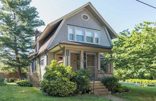 Frankfort House | Kentucky's Blend is the perfect mix of all things Kentucky